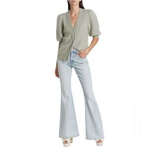 Veronica Beard The Sheridan jeans from Veronica Beard feature a high-rise.